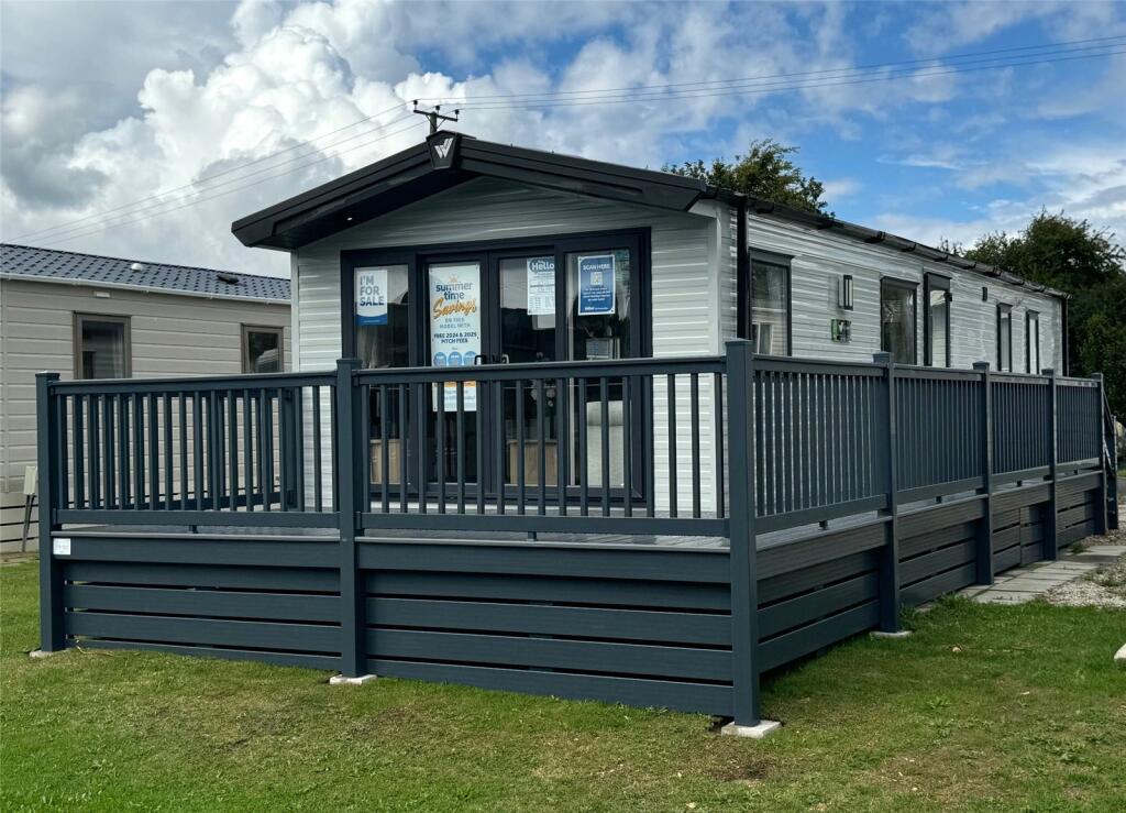 Main image of property: Willerby Lamberhurst, Solent Breezes, SO31