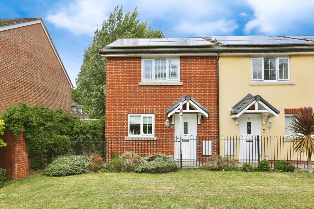 Main image of property: Columbus Drive, Sarisbury Green, Southampton, Hampshire, SO31