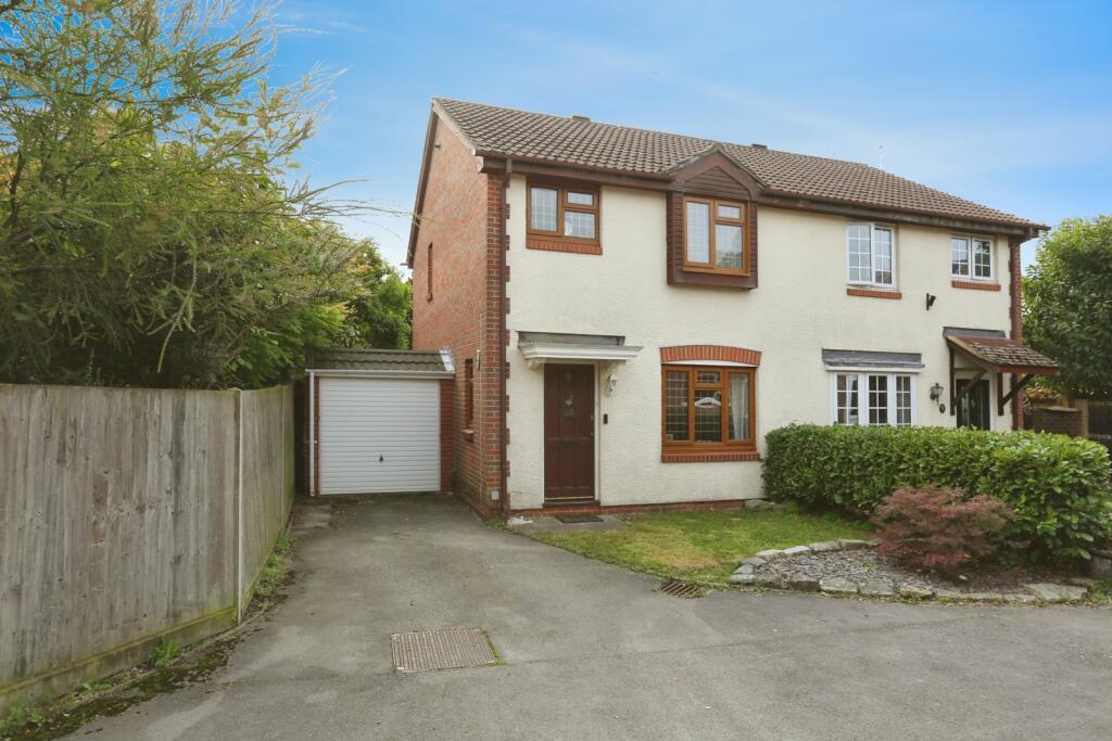 Main image of property: Campion Close, Warsash, Southampton, Hampshire, SO31