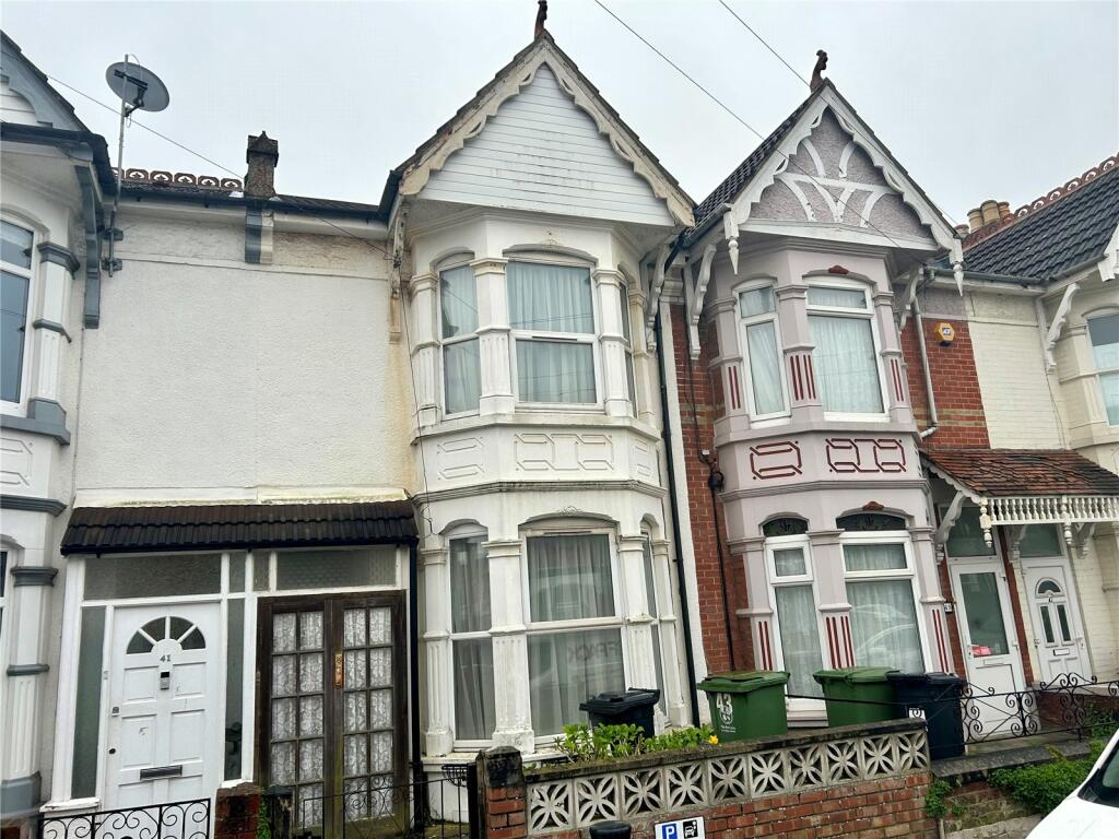 3 bedroom terraced house for sale in Shadwell Road, Portsmouth, Hampshire, PO2