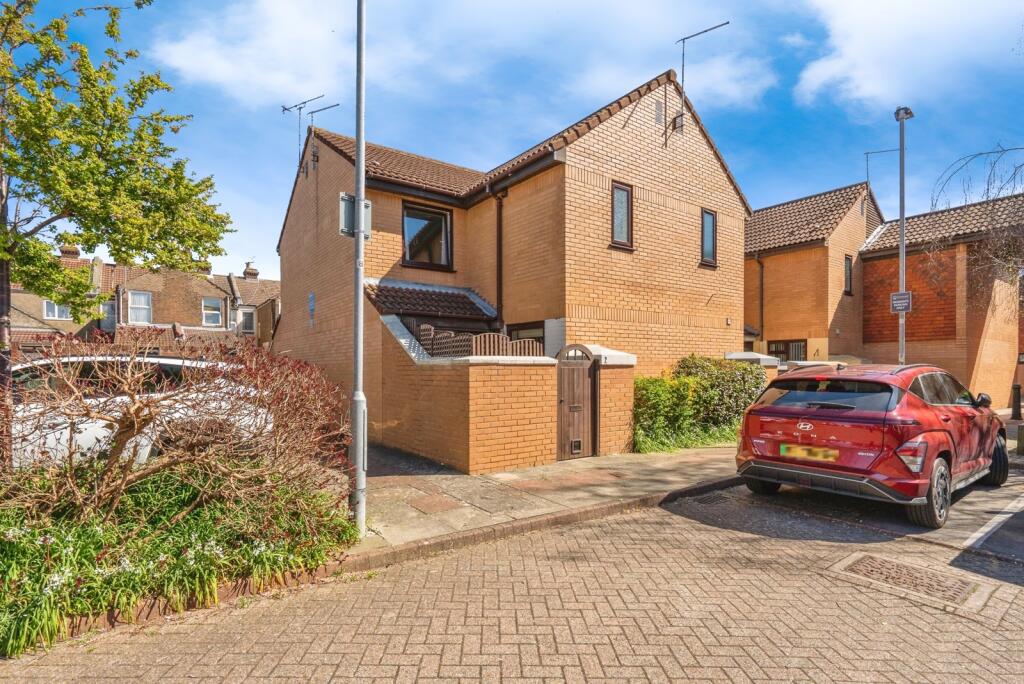 Main image of property: Inverness Road, PORTSMOUTH, Hampshire, PO1