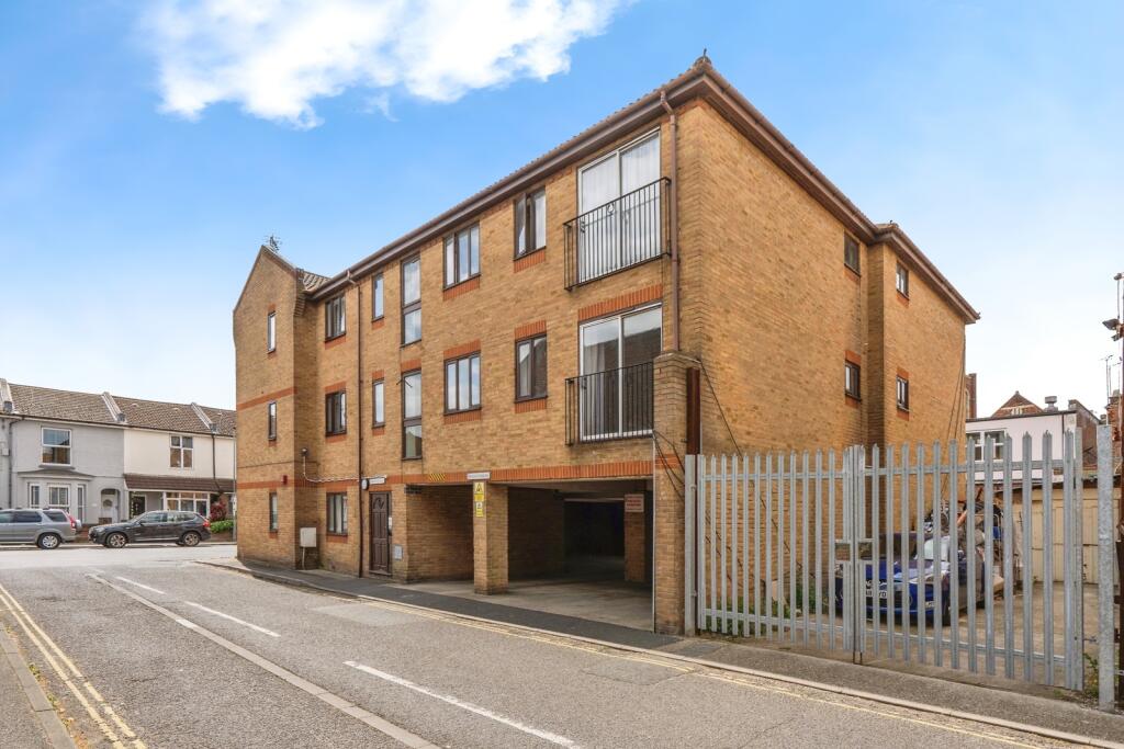 Main image of property: Ashling Lane, Portsmouth, Hampshire, PO2