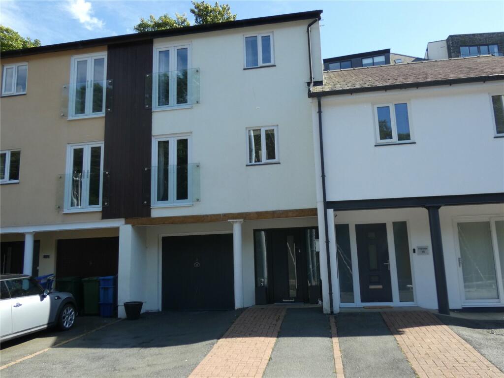 Main image of property: Porth Y Llechen, Y Felinheli, Gwynedd, LL56
