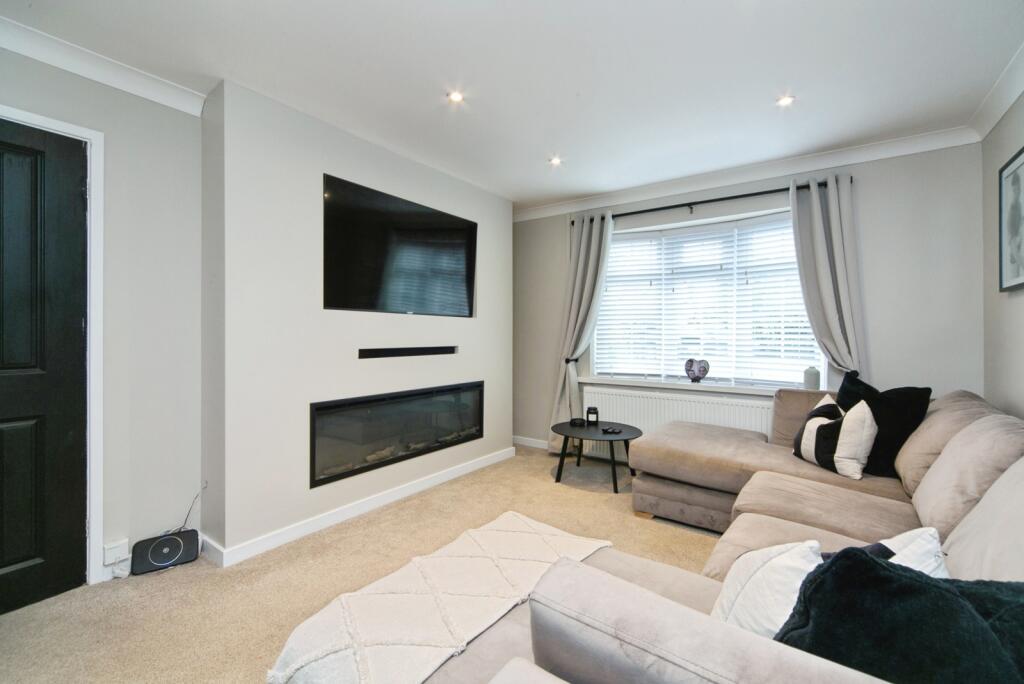 Main image of property: Allt Dewi, Bangor, Gwynedd, LL57