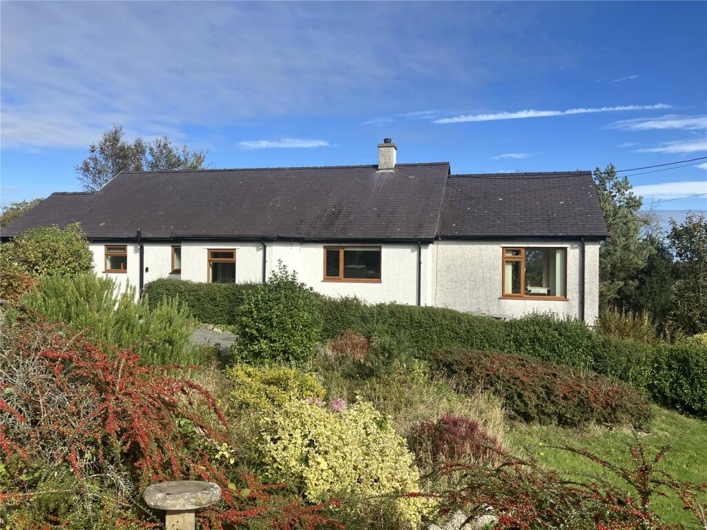 Main image of property: Llanddeiniolen, Caernarfon, Gwynedd, LL55