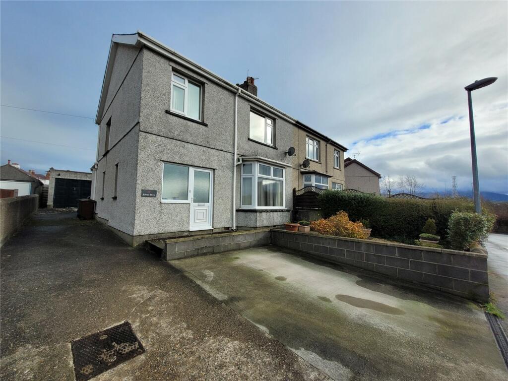 Main image of property: Ael Y Garth, Caernarfon, Gwynedd, LL55