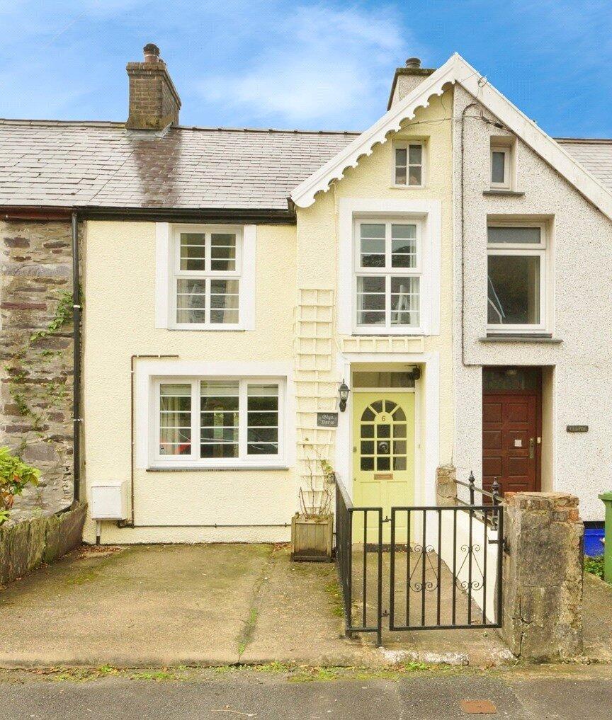 Main image of property: Bala Deulyn Terrace, Nantlle, Caernarfon, Gwynedd, LL54
