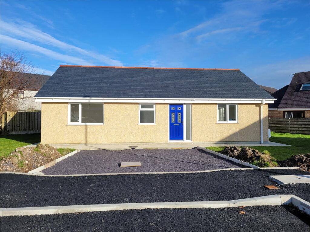 3 bedroom bungalow for sale in Caer Eglwys, Llanrug, Caernarfon