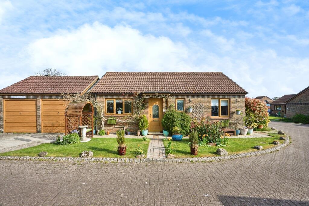 Main image of property: Scotts Close, Shalfleet, Newport, Isle of Wight, PO30