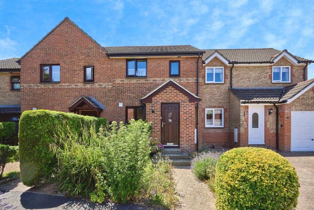 Main image of property: The Finches, NEWPORT, Isle of Wight, PO30