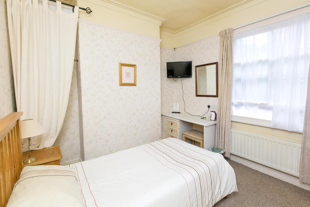 Additional property image - Hoole Road, Chester, CH2