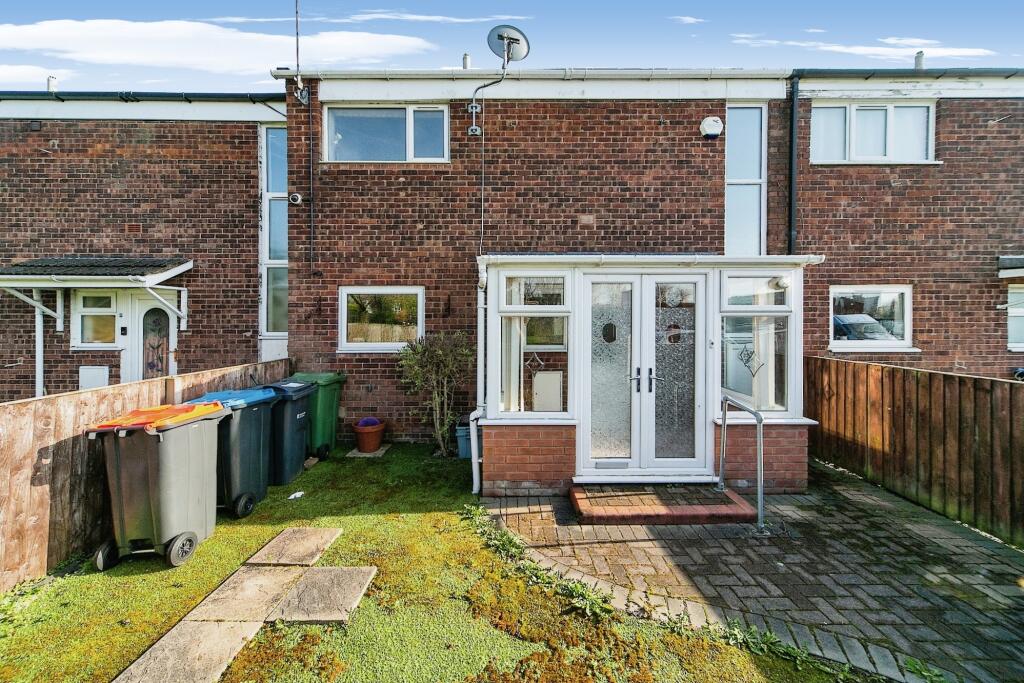 3 bedroom terraced house for sale in Ashmuir Close, Blacon, Chester