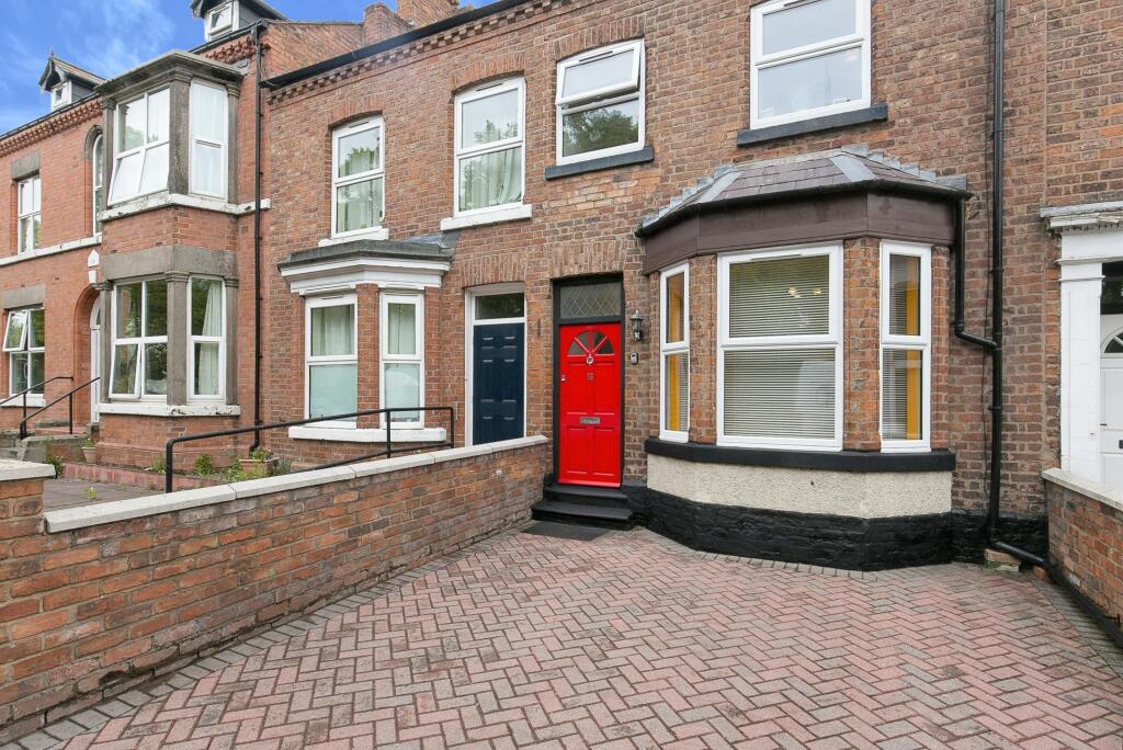 5 bedroom terraced house for sale in Sealand Road, Chester, CH1