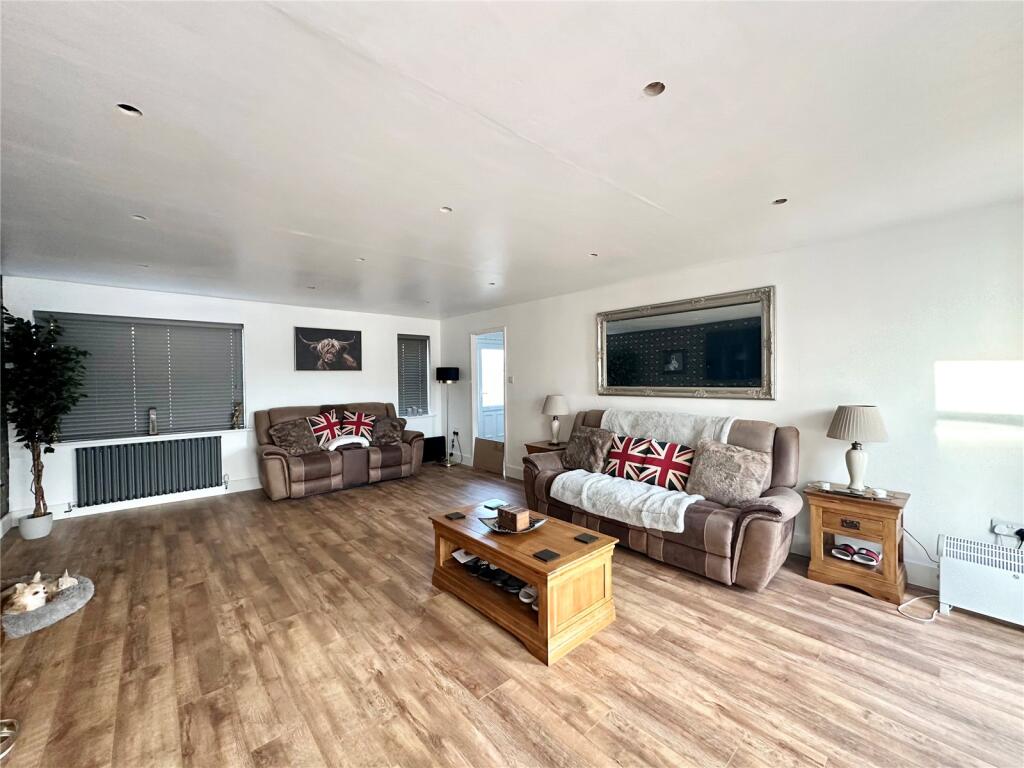 Additional property image - Forge Way, Chester, Cheshire, CH4