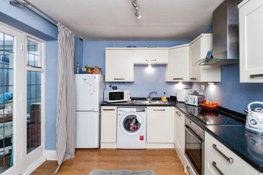 Additional property image - Lucerne Close, Huntington, Chester, Cheshire, CH3