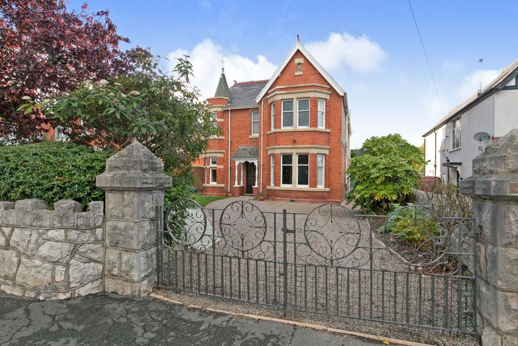 5 bedroom detached house for sale in Kings Road, Colwyn Bay, Conwy, LL29