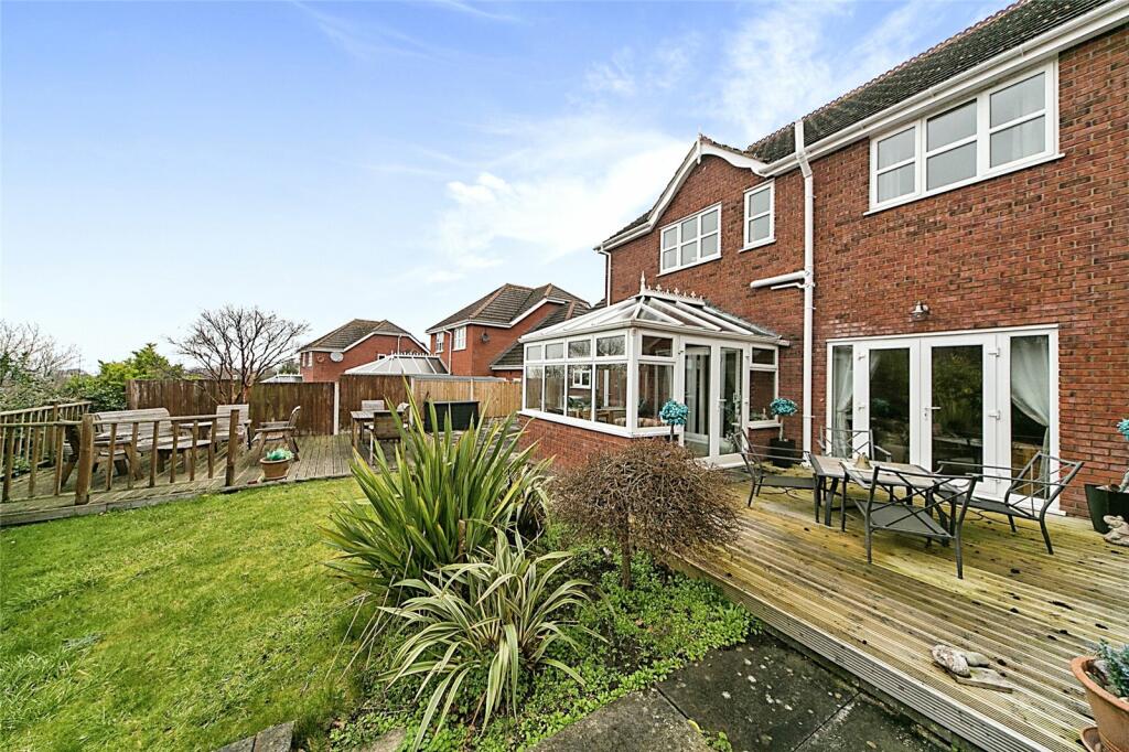 4 bedroom detached house for sale in Bro Elian, Old Colwyn, Colwyn Bay