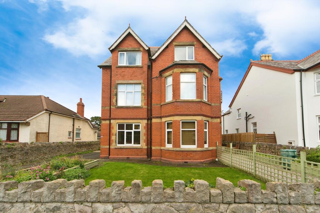 2 bedroom flat for sale in Wynn Avenue North, Old Colwyn, Colwyn Bay