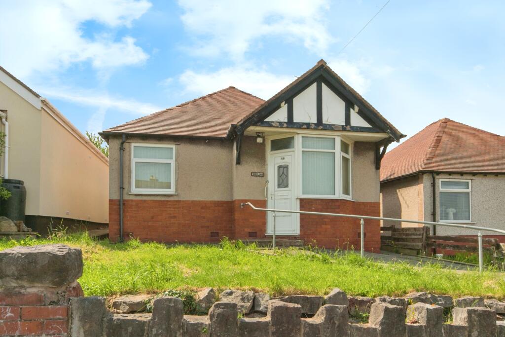 2 bedroom bungalow for sale in Llysfaen Road, Old Colwyn, Colwyn Bay