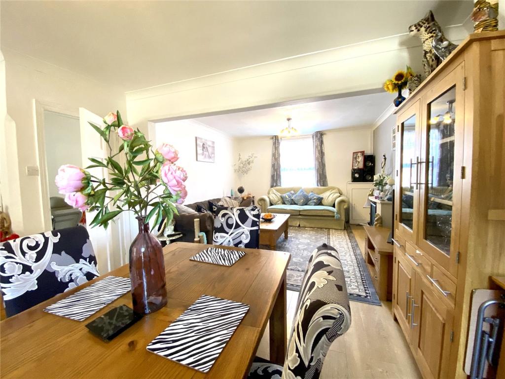 3 bedroom semidetached house for sale in Wilton Road, Shanklin, PO37