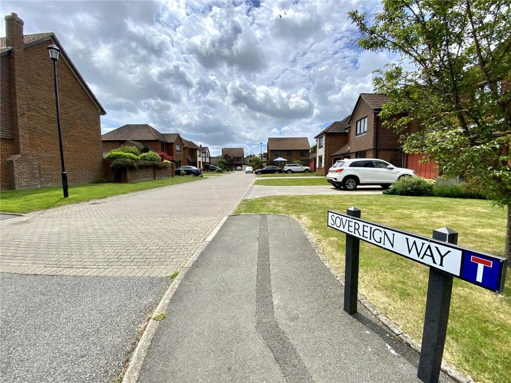 4 bedroom detached house for sale in Sovereign Way, Ryde, PO33