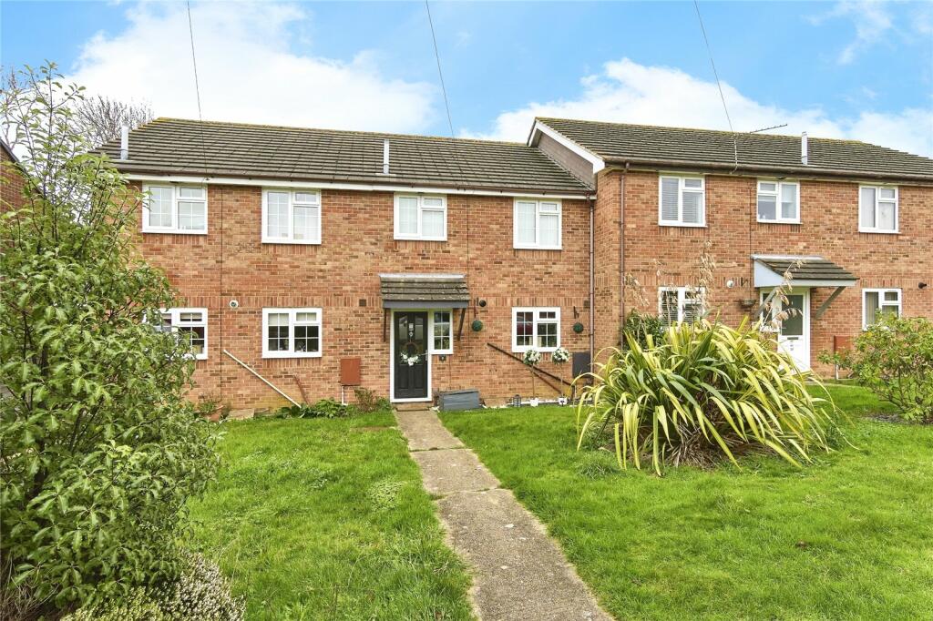 3 bedroom terraced house for sale in Solent Gardens, Ryde, Isle of