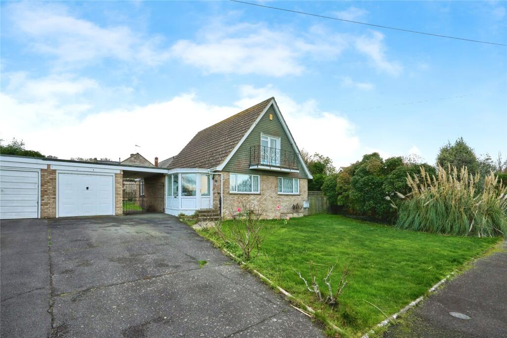 Main image of property: Spencer Glade, Ryde, Isle of Wight, PO33