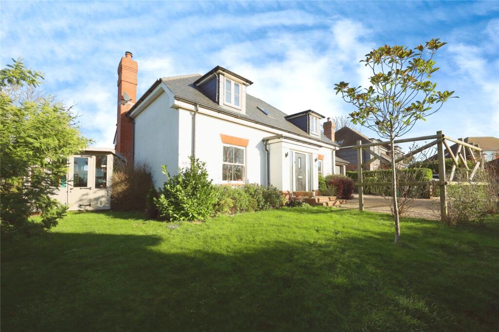 Main image of property: St. Peters Court, Havenstreet, Ryde, Isle of Wight, PO33