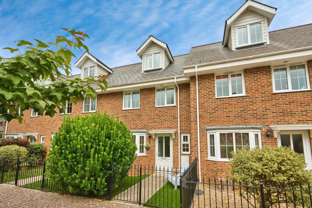 Main image of property: Victoria Mews, Binstead Road, Ryde, Isle of Wight, PO33