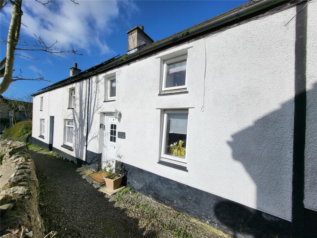 2 bedroom terraced house for sale in Gwalchmai, Holyhead, Isle of