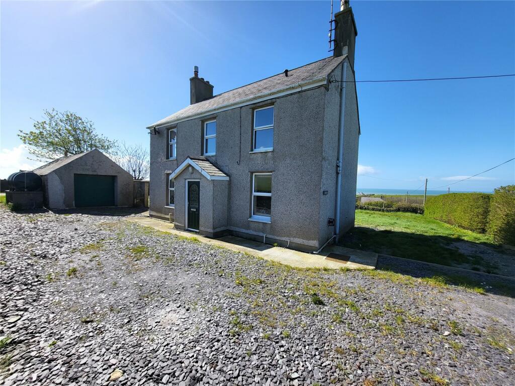 3 bedroom detached house for sale in Llanfaethlu, Holyhead, Isle of