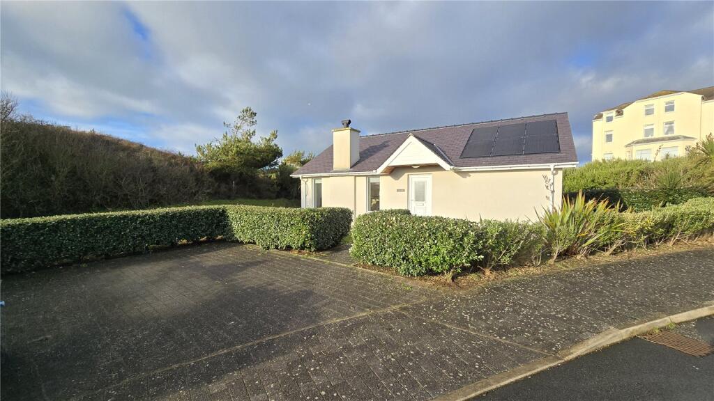 Main image of property: Lon Y Don, Trearddur Bay, Holyhead, Isle of Anglesey, LL65