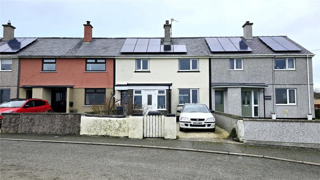 Main image of property: Maes Gwelfor, Rhydwyn, Holyhead, Isle of Anglesey, LL65