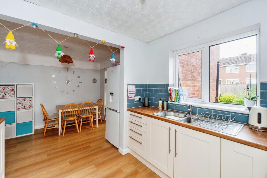 Additional property image - Old London Road, Flint, Flintshire, CH6
