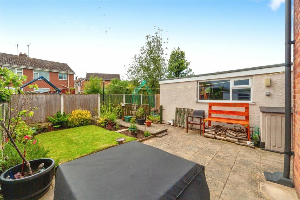 Additional property image - Old London Road, Flint, Flintshire, CH6