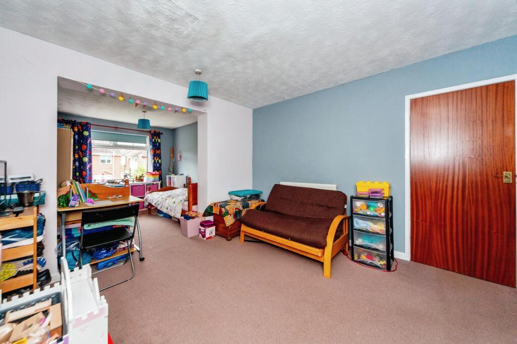 Additional property image - Old London Road, Flint, Flintshire, CH6