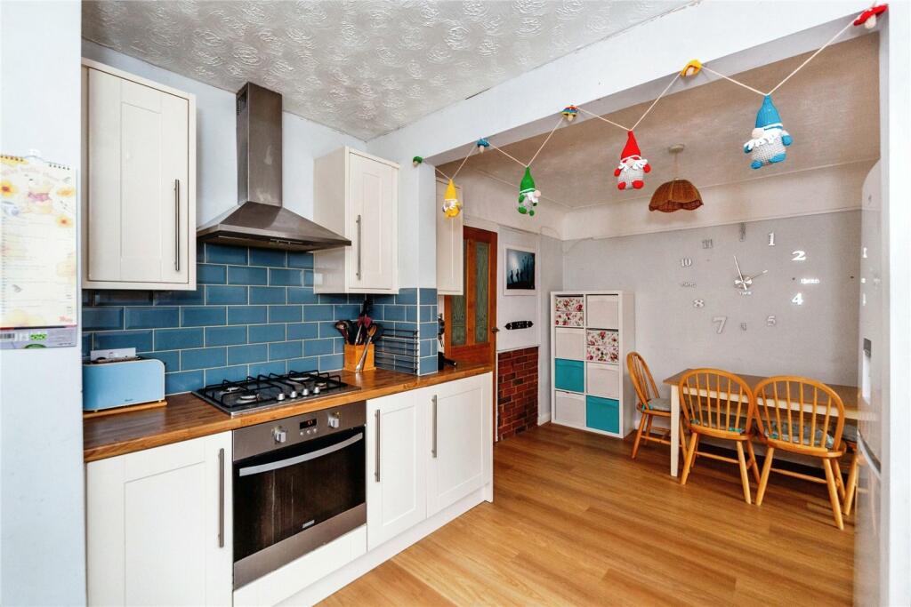 Additional property image - Old London Road, Flint, Flintshire, CH6