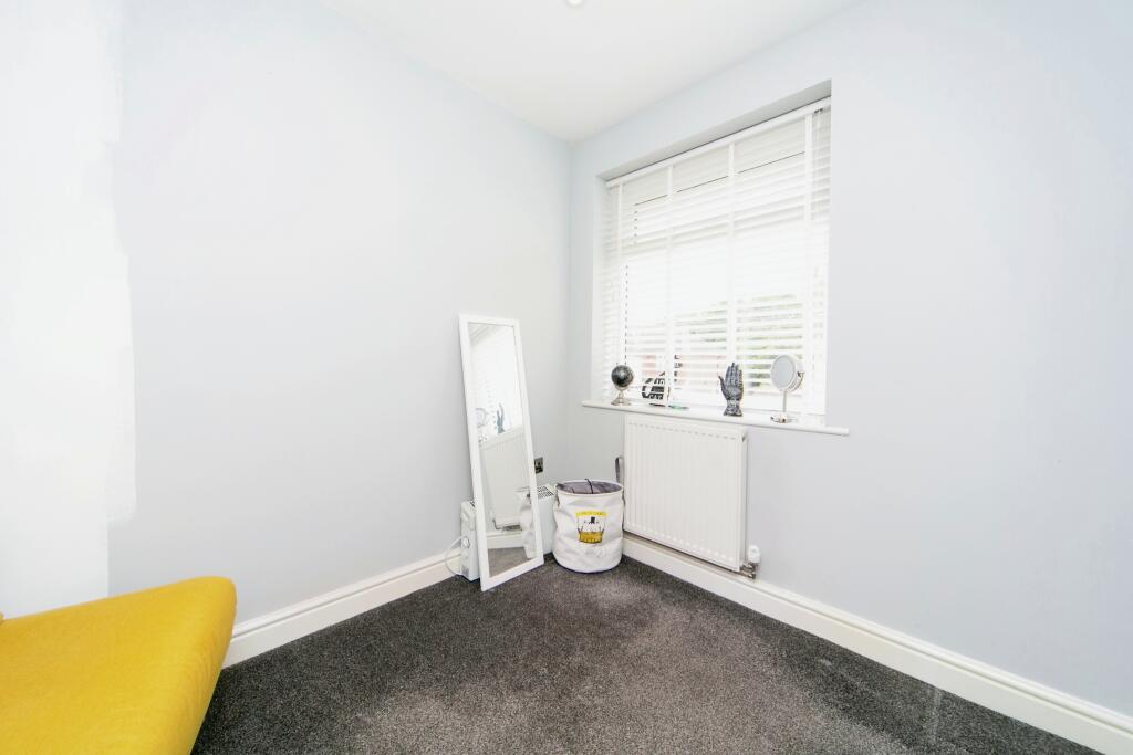 Additional property image - Maple Grove, Whitby, Ellesmere Port, Cheshire, CH66