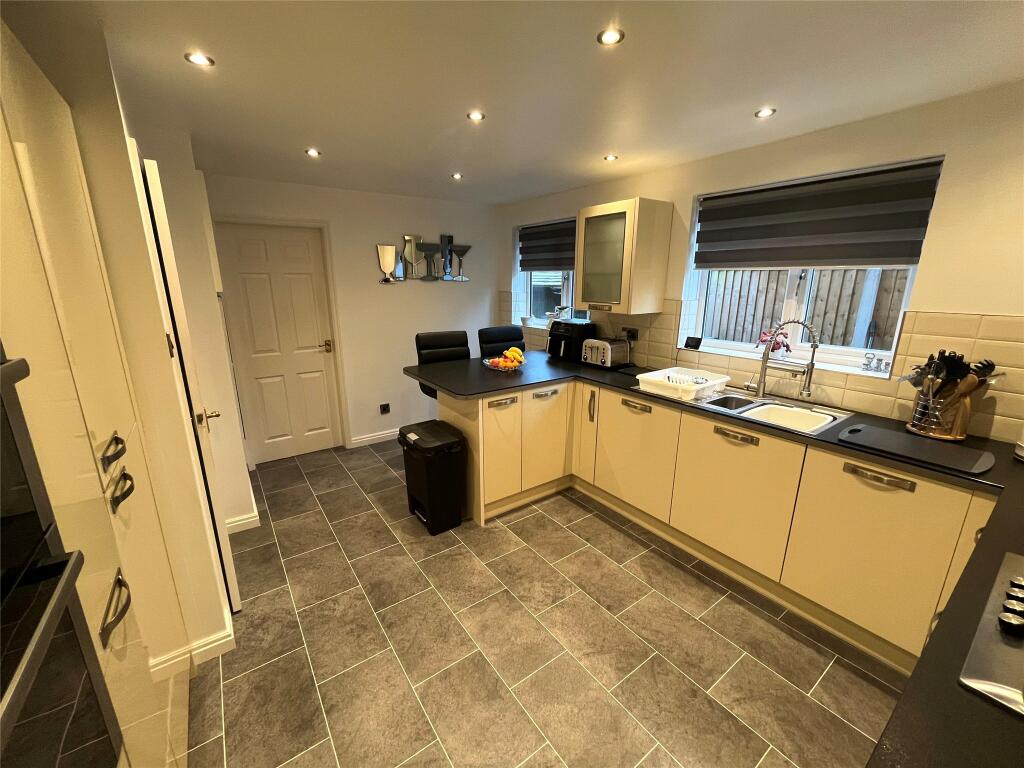 Additional property image - Cambrian Close, Little Sutton, Ellesmere Port, CH66