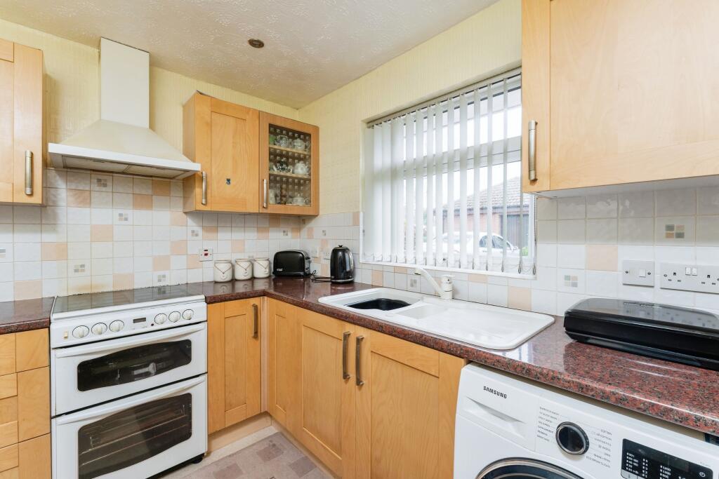 Additional property image - Orchard Close, Great Sutton, Ellesmere Port, Cheshire, CH66