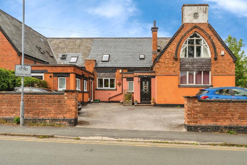 Main image of property: Berwick Road, Little Sutton, Ellesmere Port, Cheshire, CH66