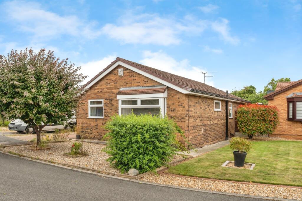 Main image of property: Melrose Drive, Great Sutton, Ellesmere Port, Cheshire, CH66