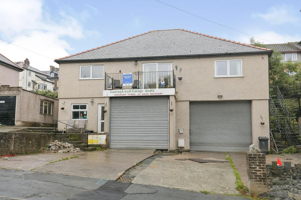 3 bedroom detached house for sale in Paradise Road, Penmaenmawr, Conwy