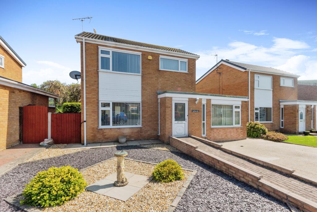 4 bedroom detached house for sale in Penrhyn Beach East, Penrhyn Bay