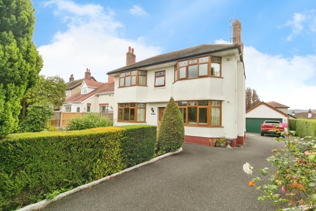 4 bedroom detached house for sale in Albert Drive, Deganwy, Conwy, LL31