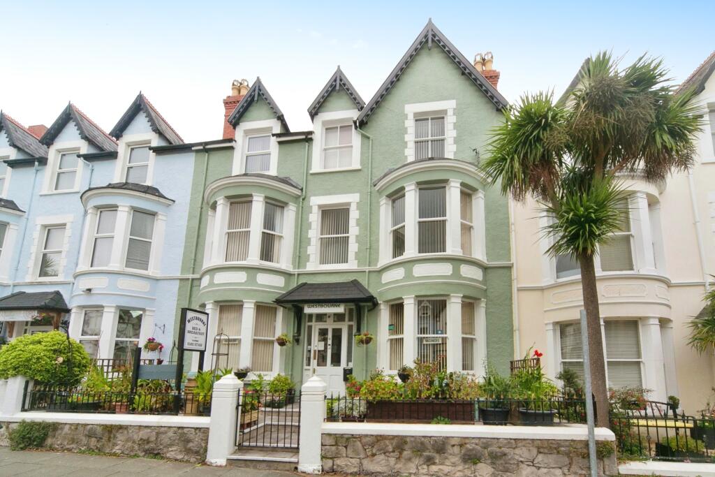 Main image of property: Arvon Avenue, Llandudno, Conwy, LL30