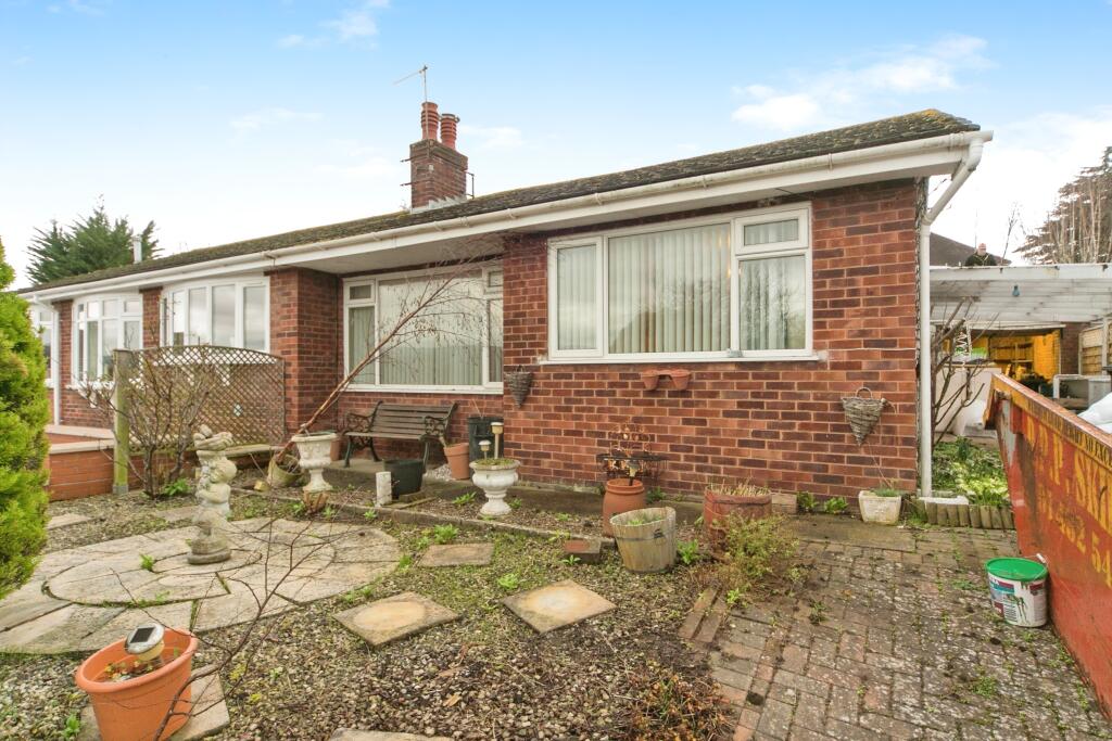 Main image of property: Tan Y Berllan, Deganwy, Conwy, LL31
