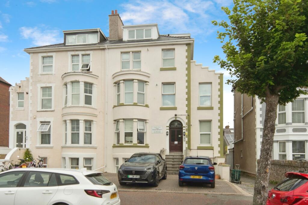 Main image of property: Deganwy Avenue, Llandudno, Conwy, LL30