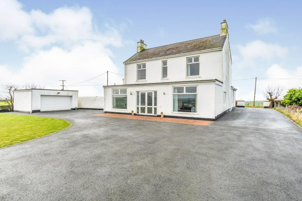 6 bedroom detached house for sale in Burwen, Amlwch, Anglesey, Sir Ynys