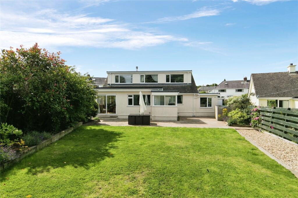 4 bedroom detached house for sale in Garreglwyd, Benllech, Anglesey